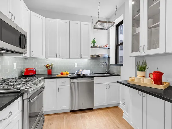 20 Butler Pl APT 49, Brooklyn, NY 11238