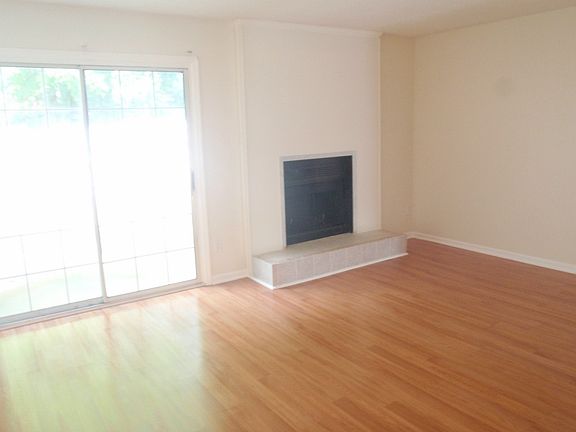 5th image of 809-106 Ashebrook Dr