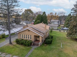 405 4th St, Cloquet, MN 55720