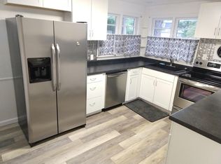 2030 W Riverview Ave, Decatur, IL 62522