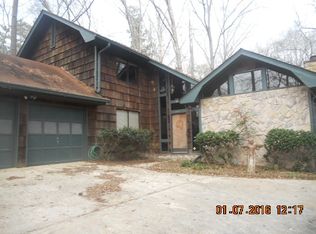 786 Swamp Creek Dr, Jonesboro, GA 30238