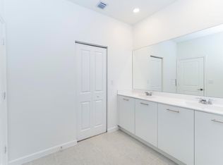 12832 NW 22nd Ct, Miami, FL 33167