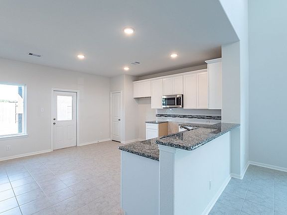 5th image of 14218 Alberta Spruce Ln