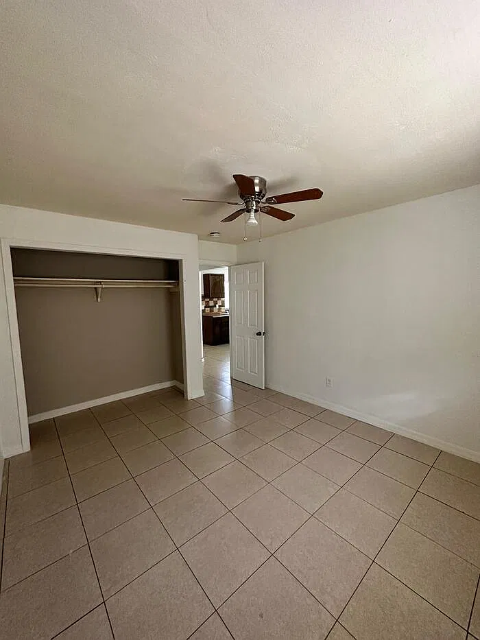 1 bed, 1.0 bath, $850 — Photo 4