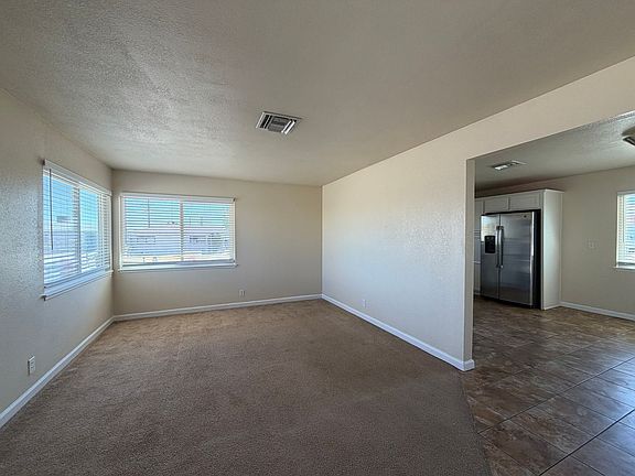 4th image of 760 Stevens Ave