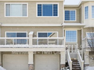 2328 Eagle Trace Ln, Woodbury, MN 55129