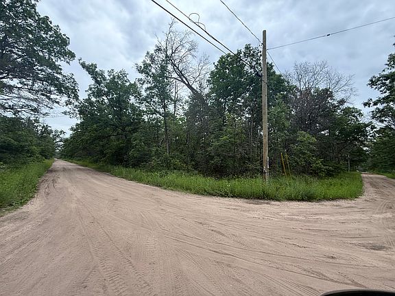 2nd image of W Princeton Dr
