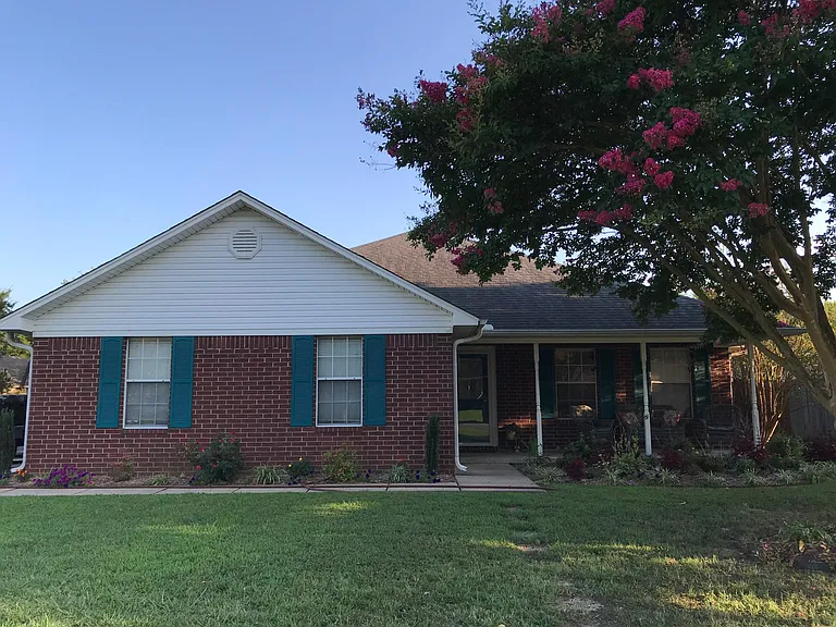 Archer Ln — Photo 5