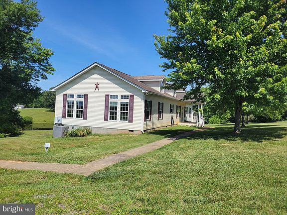 5th image of 21182 Gibsons Ln
