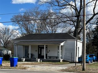 584 E 4th St, Russellville, KY 42276