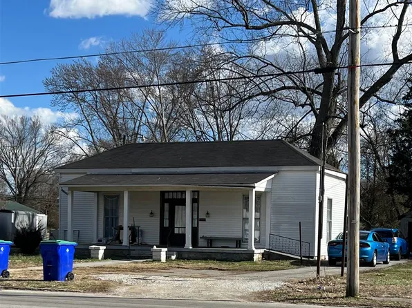 584 E 4th St, Russellville, KY 42276