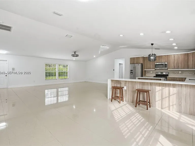 21080 SW 242nd St — Photo 10