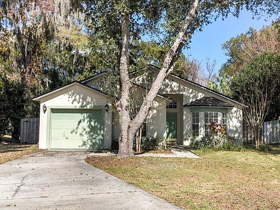 3rd image of 133 Kinney Ct