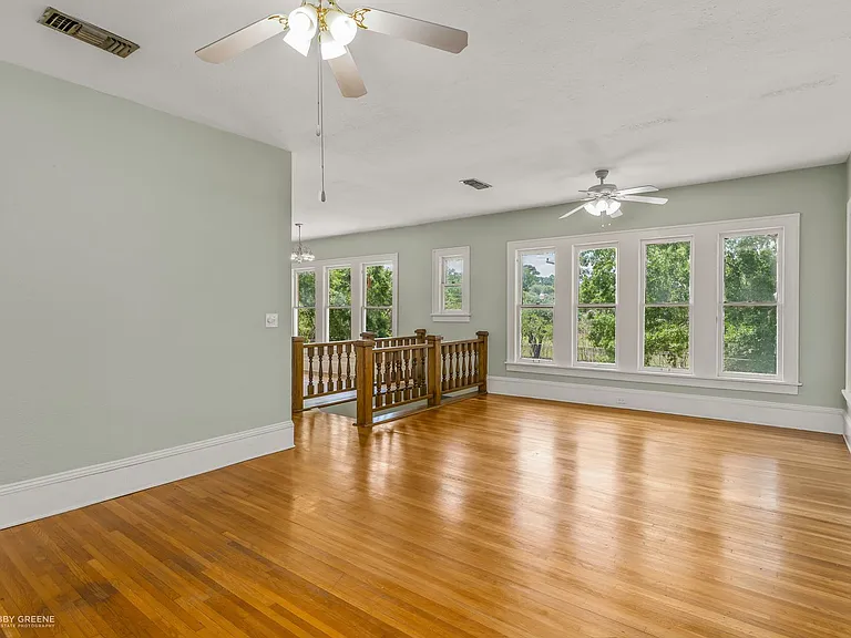 3305 Creswell Ave — Photo 8