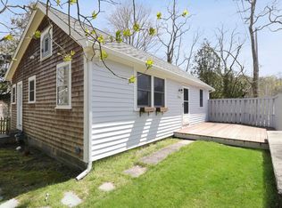 1245 County Rd, Buzzards Bay, MA 02532