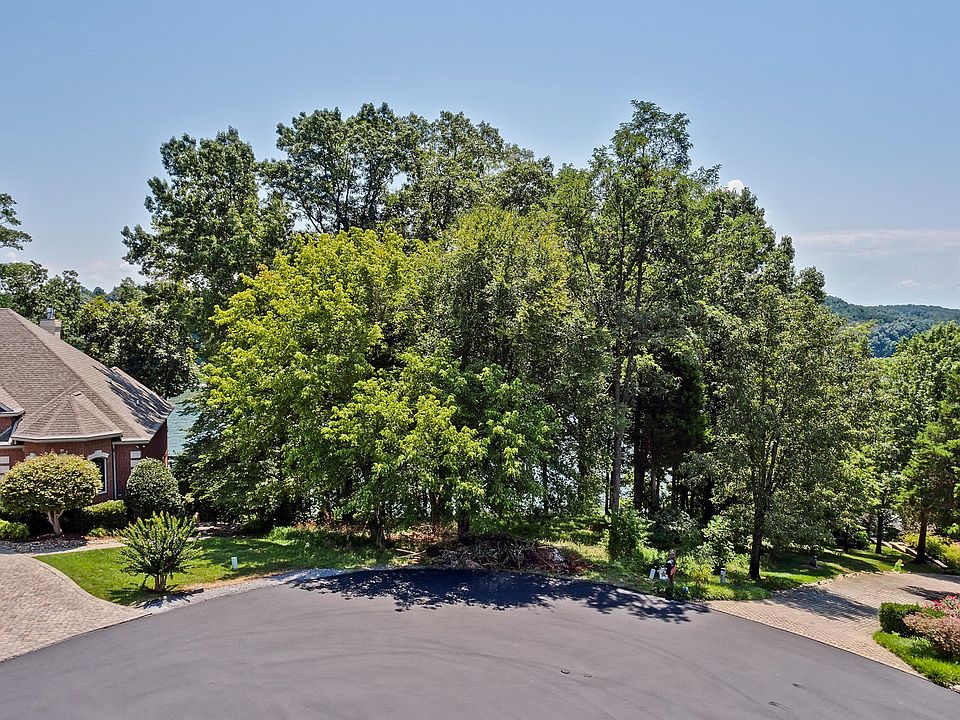 1st image of 231 Tecumseh Way Lot 8