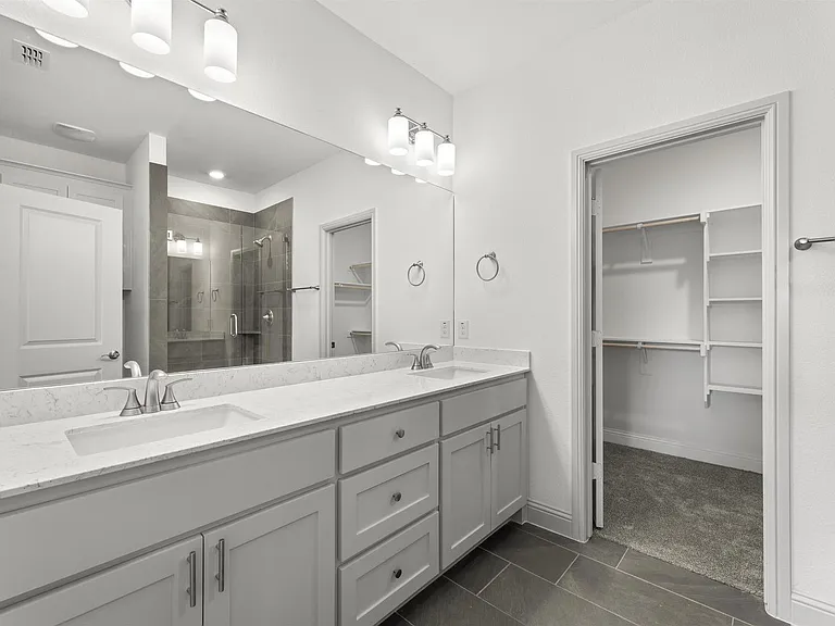 544 Oak Creek Dr — Photo 18