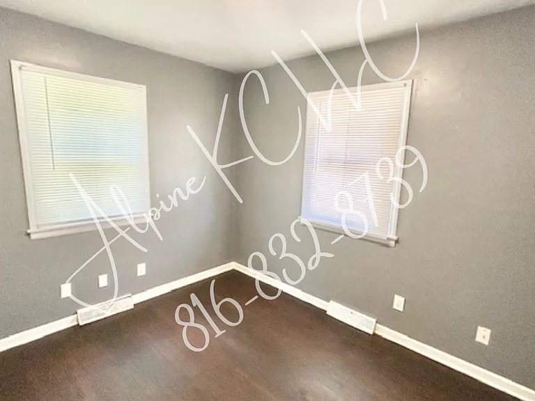 7040 Agnes Ave — Photo 7