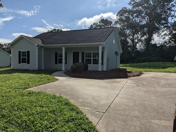 48 Zachary Dr