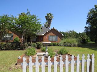 487 Carrington Cir, Thomasville, GA 31757
