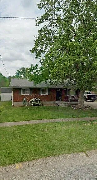 Narcissus Drive 4209 - 1 — Photo 1