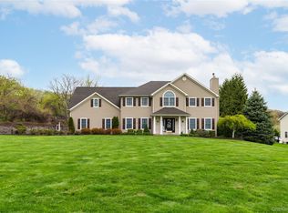 60 Idlewild Road, Marlboro, NY 12542