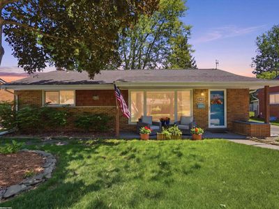 32448 Saint Annes Dr, Warren, MI, 48092