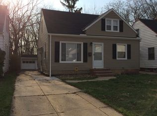 5056 Tatra St, Maple Heights, OH 44137