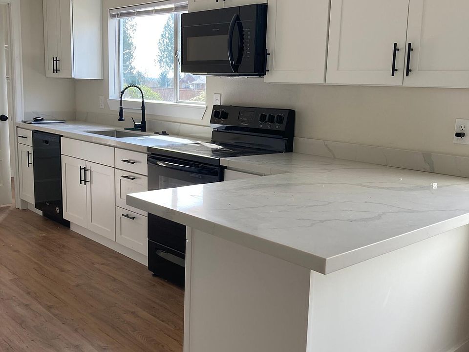 Large Dining Room and Laundry Room off Kitchen