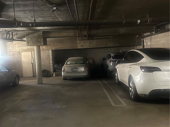3rd image of 14307 Roscoe Blvd Unit 103