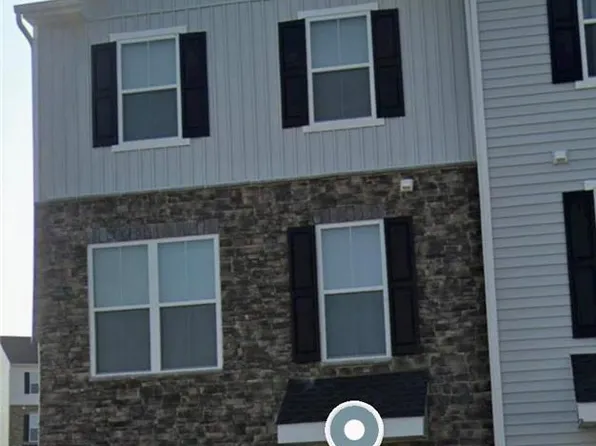 4900 Brookside Ct, Coopersburg, PA 18036