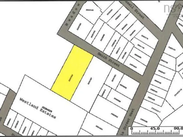 8 Smith St, Amherst, NS B4H 2P9