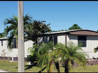 455 Suwanee Dr #10, North Fort Myers, FL 33917