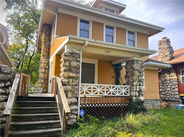 4224 Charlotte St, Kansas City, MO 64110