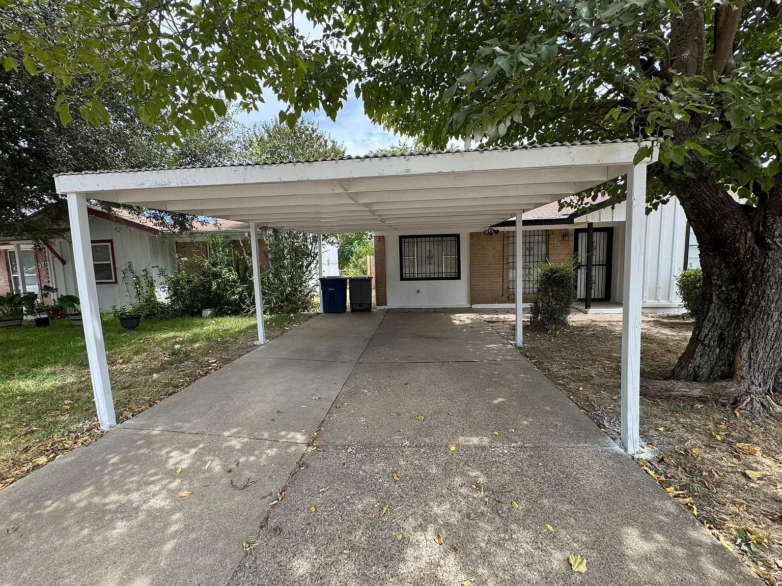 4 bed, 1260 sqft, $1,550 — Photo 2