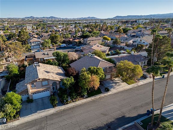 2nd image of 2547 Quail Canyon Ave