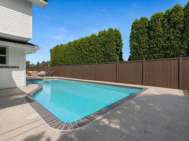 217 S 70th Ave — Photo 48