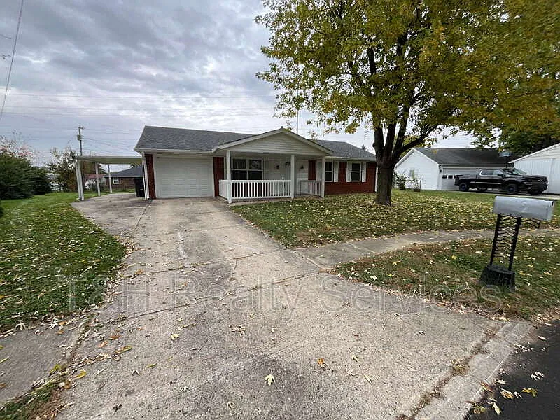 2308 Edgemont Way