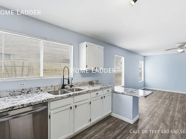 7610 W Ironwood Dr — Photo 9