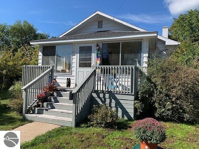 1st image of 105 Alice St