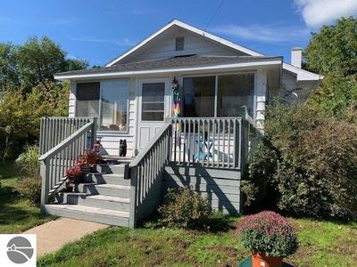 105 Alice St, East Tawas, MI, 48730