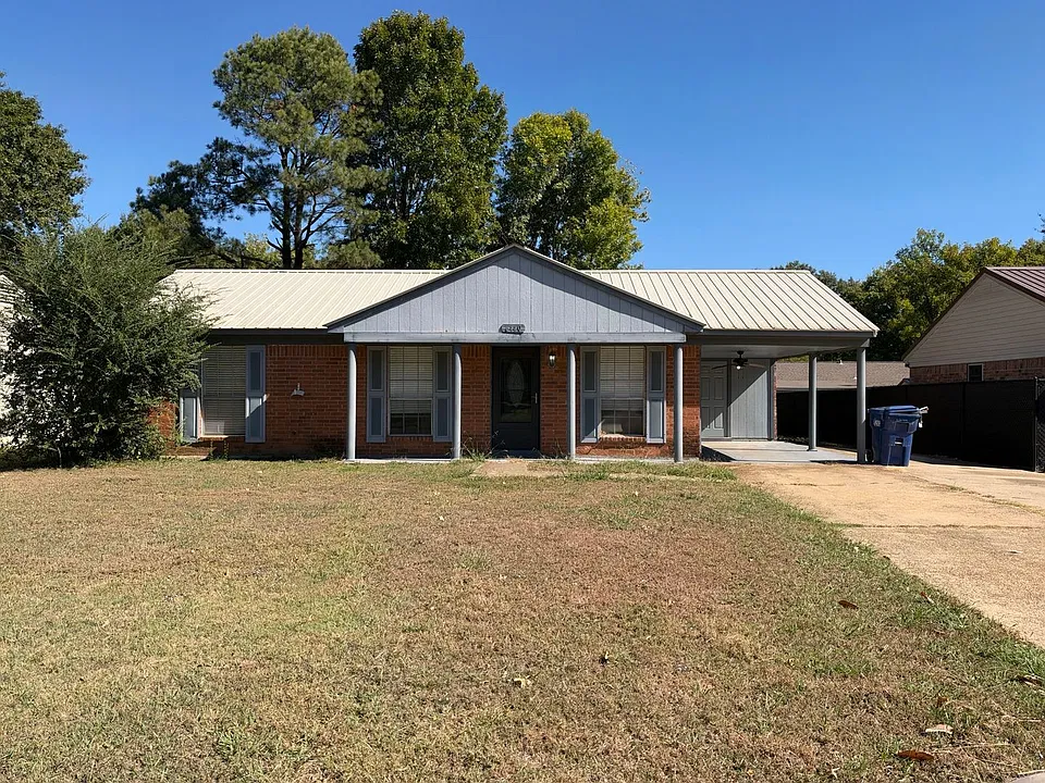 6460 Forest Glen Dr