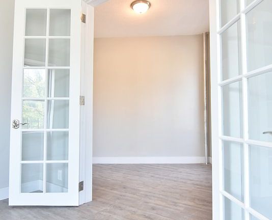 4th image of 936 E 169th St APT 2E