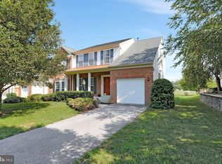 9427 Morning Walk Dr, Hagerstown, MD