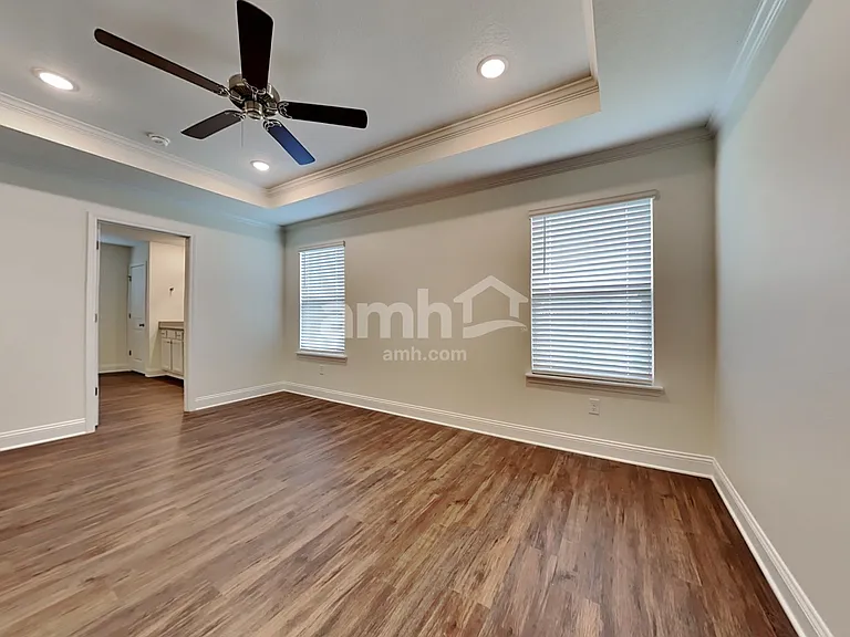 518 Onate Cir — Photo 9