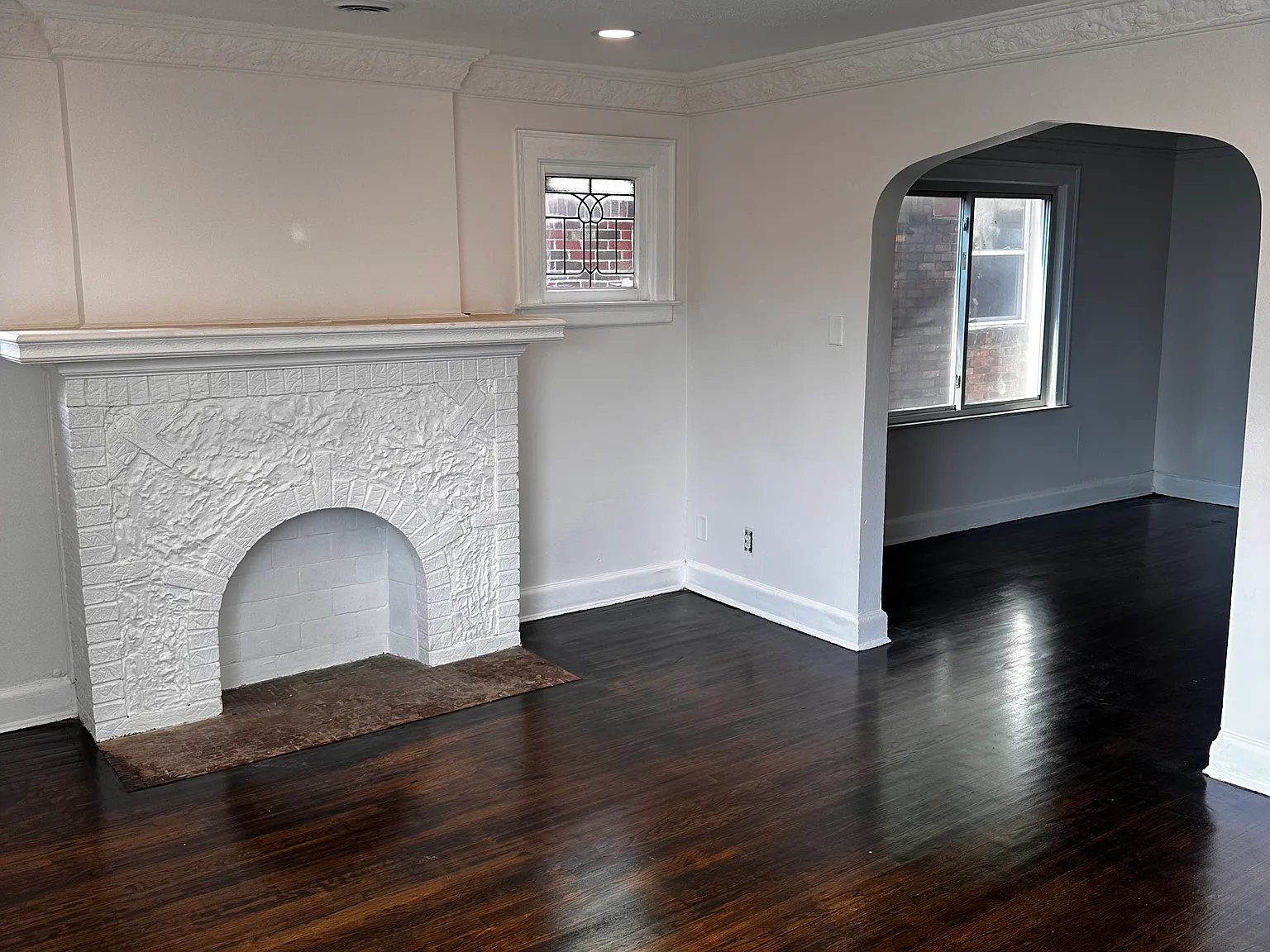 2 bed, 1099 sqft, $1,350 — Photo 2