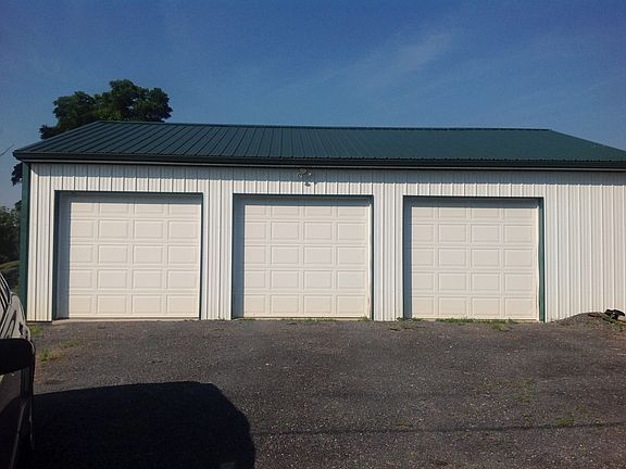 3 car garage