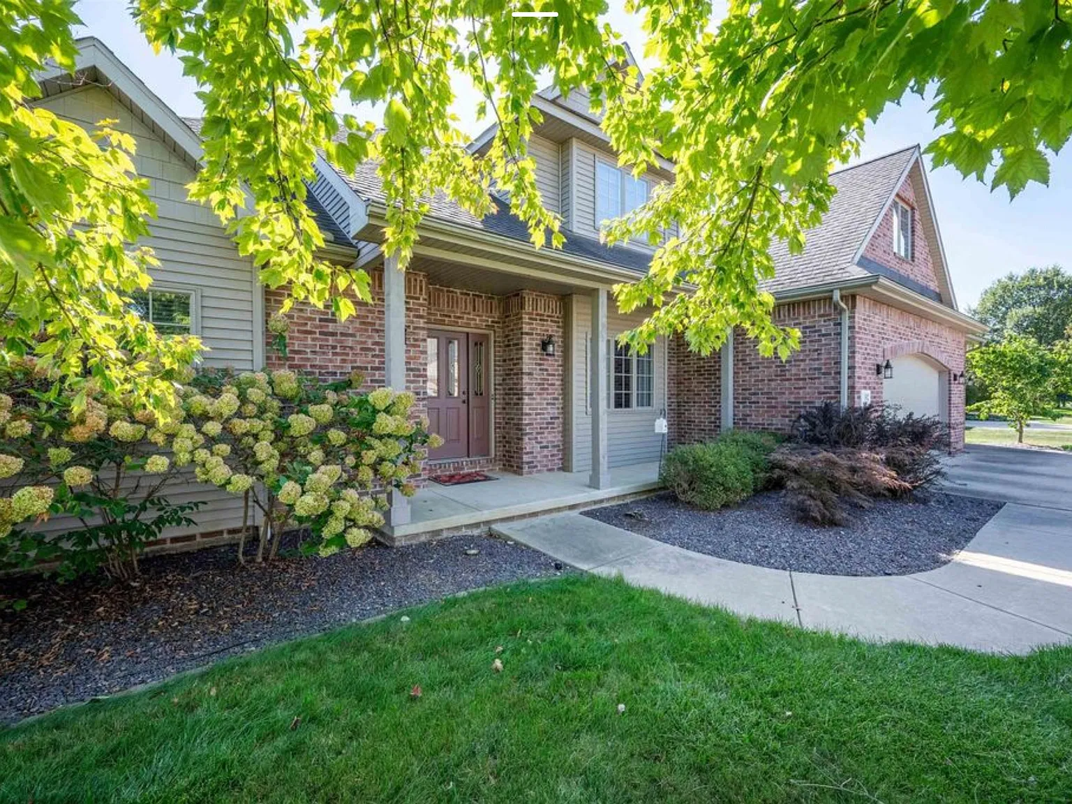 5 bed, 4448 sqft, $4,500 — Photo 3