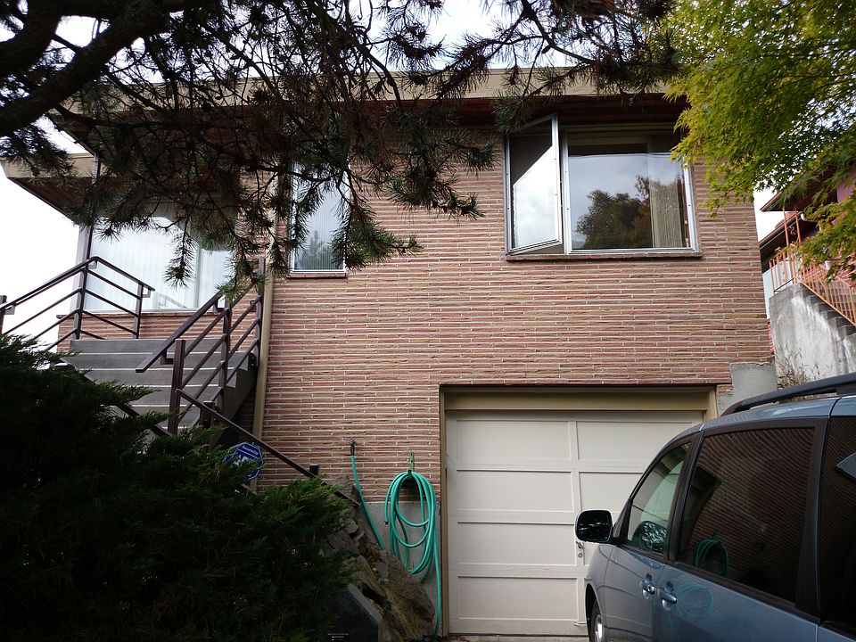 1st image of 4163 Cascadia Ave S