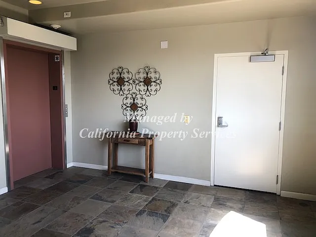 178 S 4th St #302 — Photo 4